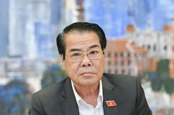 Cử tri đặc biệt lo lắng về tình trạng cây xăng dừng bán, an toàn thực phẩm
