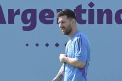 Messi nghỉ tập trước chung kết World Cup, Argentina có lo lắng?
