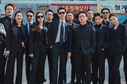 Song Joong Ki cùng dàn diễn viên 'Vincenzo' tái hợp sau hai năm, liệu có phần 2?
