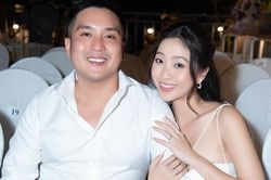 MC Liêu Hà Trinh mang bầu với chồng trẻ