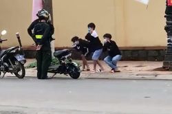 Phạt học sinh 'thụt xì dầu'