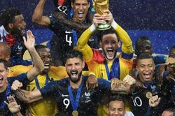ĐT Pháp diện trang phục 'đặc biệt' ở trận chung kết World Cup 2022