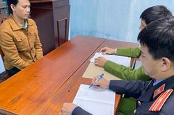 Thuê ô tô ở Huế chạy ra Quảng Trị cầm lấy tiền tiêu xài