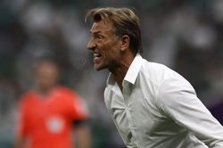 'Hung thần' của Argentina mách nước cho ĐT Pháp cách ngăn cản Messi