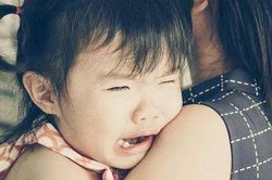 Hành động của mẹ khiến con bị bạn cô lập: Sai lầm nghiêm trọng nhưng nhiều phụ huynh thờ ơ bỏ qua
