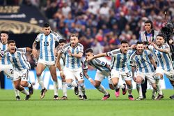 Argentina 3-3 (pen 4-2) Pháp: Trên đỉnh thế giới