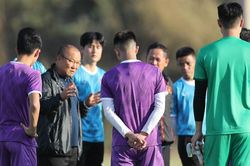 Tin nóng AFF Cup ngày 20/12: HLV Park Hang Seo đọc vị tuyển Lào, Văn Đức cần cho mặt trận tấn công