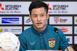 HLV tuyển Lào Michael Weiss: 'Chúng tôi sẽ khiến đội tuyển Việt Nam gặp khó khăn'