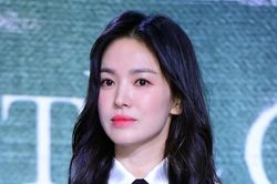 Song Hye Kyo chia sẻ cảm xúc khi được đóng vai nữ chính của 'The Glory'