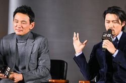 Hwang Jung Min khiến Hyun Bin bối rối: Không phải bạn đã hẹn hò với Son Ye Jin trong 'Negotiation' sao?