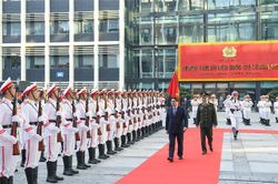 Lực lượng Công an phải vững chính trị, chắc pháp luật, tinh thông nghiệp vụ