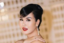 'Sốc điếng người' khi một nữ ca sĩ Việt công khai gọi con gái cưng là 'trà xanh'