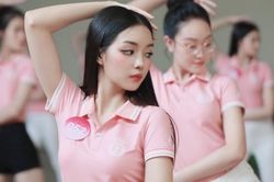 Thí sinh Hoa hậu Việt Nam miệt mài tập vũ đạo