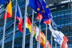 Các bộ trưởng EU thống nhất về mức trần giá khí đốt