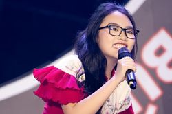 Hát hay như Phương Mỹ Chi mà cũng 'phá bài' khiến dân mạng nghe xong quên sạch bản gốc