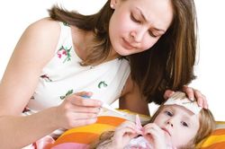 Cần phải làm gì khi trẻ sốt không rõ nguyên nhân?