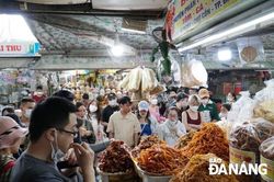 Cảnh giác trước các thủ đoạn sử dụng, tiêu thụ, lưu hành tiền giả
