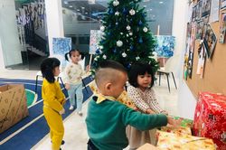 Cùng con làm 6 điều này để đêm Giáng sinh thêm trọn vẹn và ý nghĩa