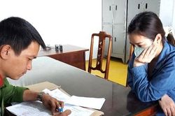 Khởi tố nữ thu ngân biển thủ tiền của công ty