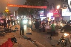 Ô tô đâm liên hoàn khiến 4 người thương vong ở Quảng Ninh