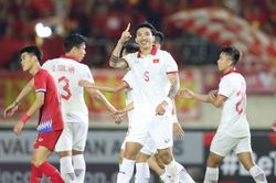 Việt Nam vùi dập chủ nhà Lào trong ngày ra quân AFF Cup 2022
