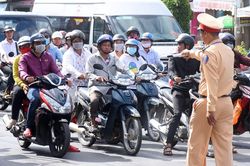 Điều kiện để xe cơ giới được tham gia lưu thông trên đường