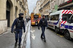 6 người thương vong trong vụ xả súng tại Paris