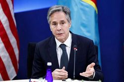 Ngoại trưởng Blinken thừa nhận Mỹ rút quân khỏi Afghanistan để hỗ trợ Ukraine