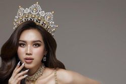 Đỗ Hà tại đêm chung kết Hoa hậu Việt Nam với hai thiết kế đối lập