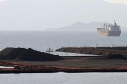 Indonesia sẽ cấm xuất khẩu bauxite