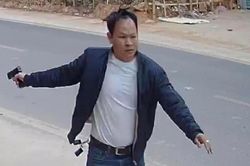 Vây ráp trong đêm nghi phạm vận chuyển ma túy dùng súng để tẩu thoát