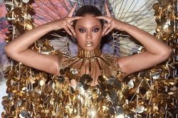 10 album quốc tế hay nhất 2022: Beyoncé xứng danh nữ hoàng!