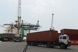 Những 'cơn gió nghịch' với nền kinh tế
