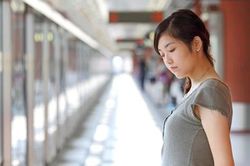 Hội chứng lo lắng trước lễ: Chuẩn bị năm mới, có điều gì khiến bạn không về nhà đón Tết không?