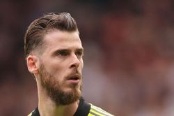 Tin nóng bóng đá sáng 26/12: MU ra điều kiện với De Gea