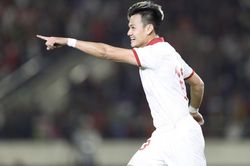 Video AFF Cup ngày 26/12: Báo Thái Lan khen ngợi hậu vệ Việt Nam