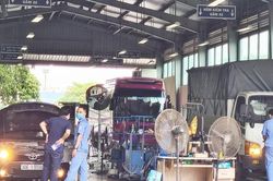 Đăng kiểm phương tiện cuối năm: Chủ xe 'độ' lo bị từ chối