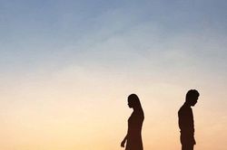 Anh dành cả thanh xuân để nói lời chia tay