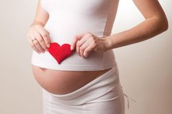 Ăn những thực phẩm này mẹ bầu mất con lúc nào không biết