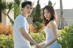 Diệu Nhi ghen ra mặt khi thấy Anh Tú chụp ảnh tình tứ với cô gái khác