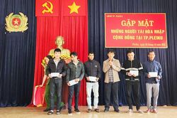 Pleiku gặp mặt người chấp hành xong án phạt tù về địa phương
