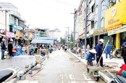 Kinh tế Xây dựng - Giao thông Dự án chỉnh trang đường Hai Bà Trưng: Hoàn thành trước Tết Nguyên đán Quý Mão
