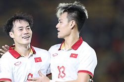 Tin nóng AFF Cup ngày 27/12: Tuyển Việt Nam đấu Malaysia (19h30)