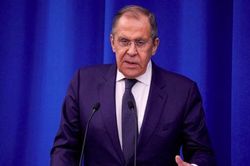 Ngoại trưởng Lavrov: Ukraine phải thực hiện yêu cầu của Nga hoặc quân đội sẽ quyết định