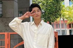 Điểm chung bất ngờ về thời điểm Song Joong Ki hẹn hò bạn gái mới, netizen lo lắng quá khứ lặp lại