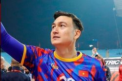 Văn Lâm hay nhất trận Việt Nam - Malaysia