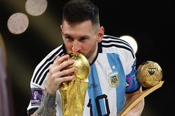 Phòng khách sạn của Messi tại Qatar trở thành... bảo tàng