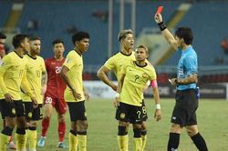 Báo Malaysia khó hiểu về quả phạt 11m trong trận thua Việt Nam