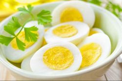 3 kiểu luộc trứng nạp đầy độ tố ăn vào dễ bị ngộ độc: Vừa mất ngon vừa sinh bệnh