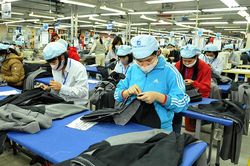 Mức thưởng Tết Dương lịch 2023 cao nhất là hơn 606 triệu đồng